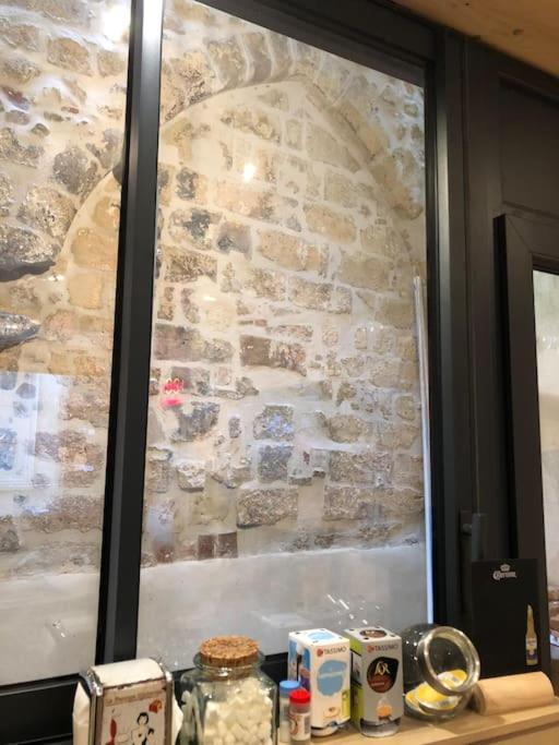 Suite de charme au pied de la cathédrale Laon Exterior foto